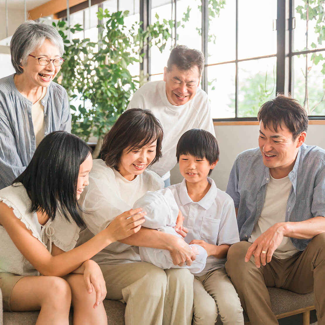 不動産相続や贈与に関する手続きや悩みを、提携士業との連携で一括サポート